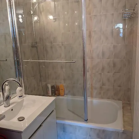 Cap D'agde Apartamento *